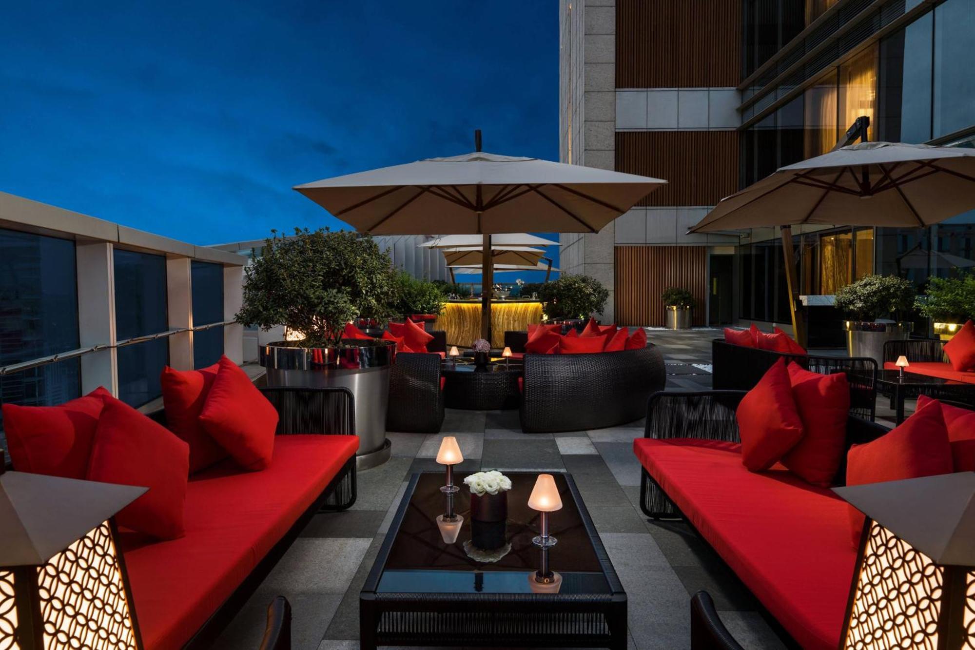 The St. Regis Отель