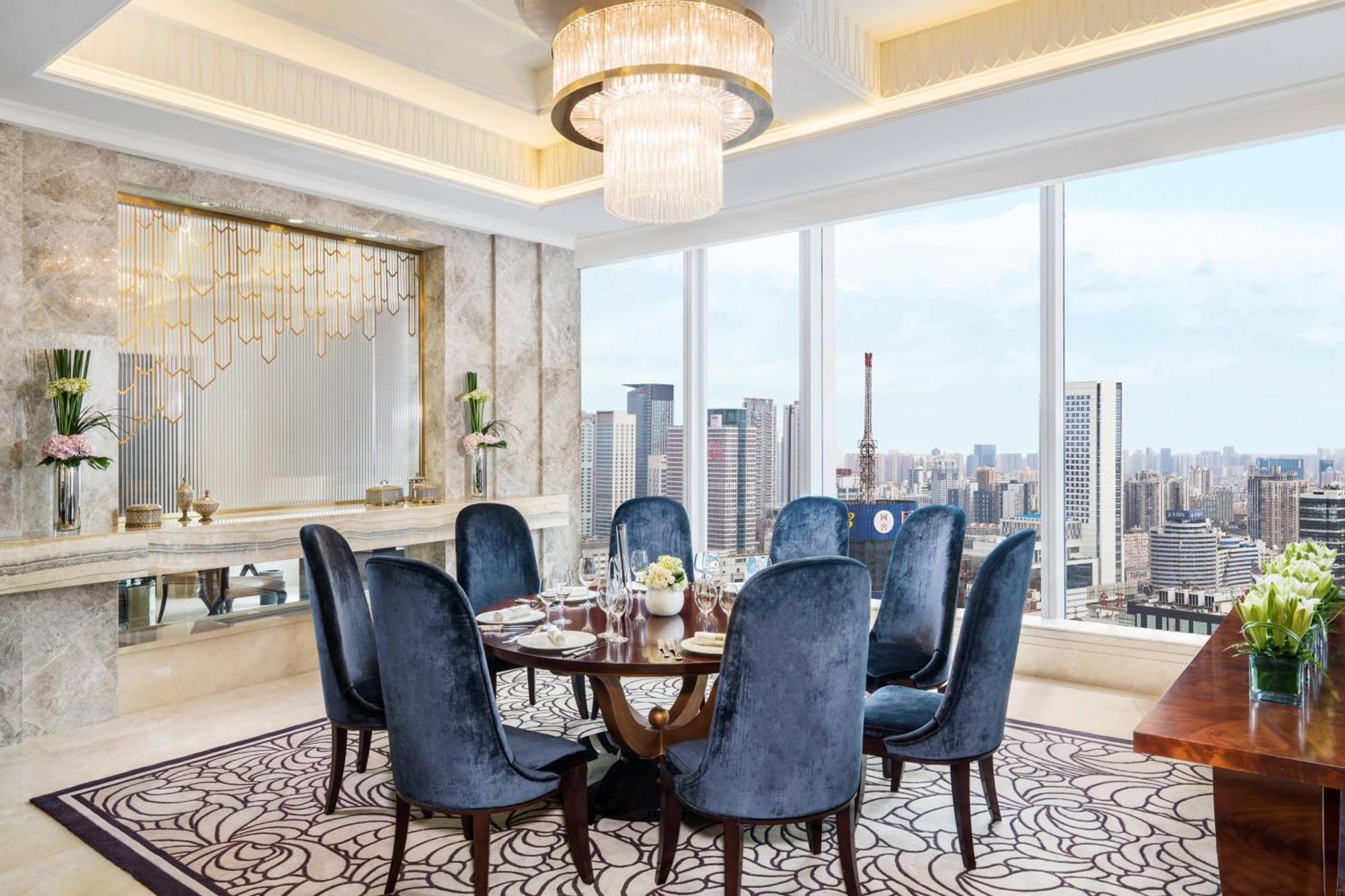 The St. Regis 酒店